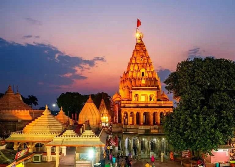 Mahakaleshwar temple Ujjain taxi from Indore